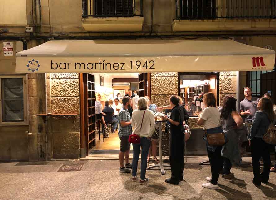 BAR MARTINEZ 1942