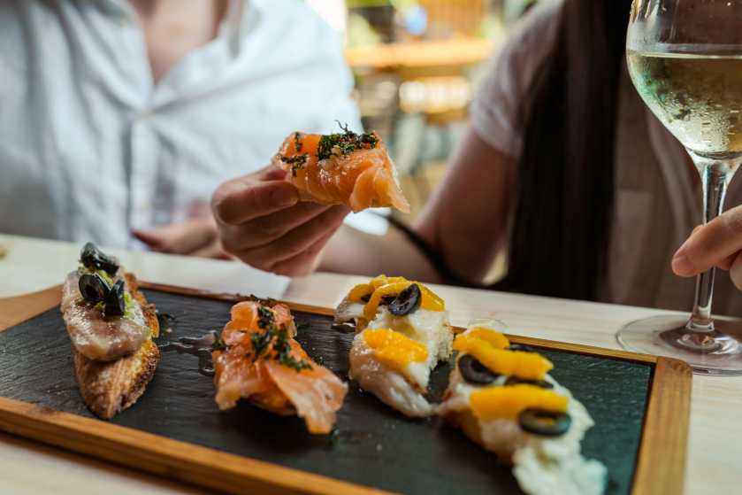 Tour de gastronomía vasca, pintxos y vino