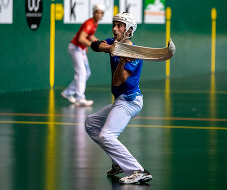 Partidos de Pelota Vasca - Remonte en el frontón Galarreta