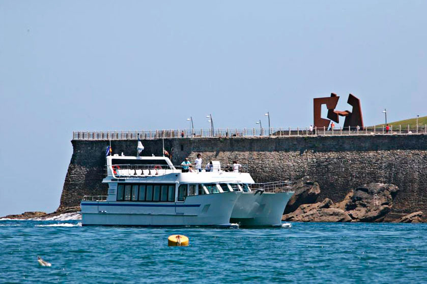 catamaran donostia 8