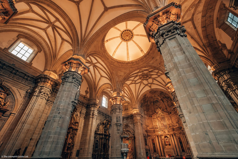 basilica-santa-maria-interior