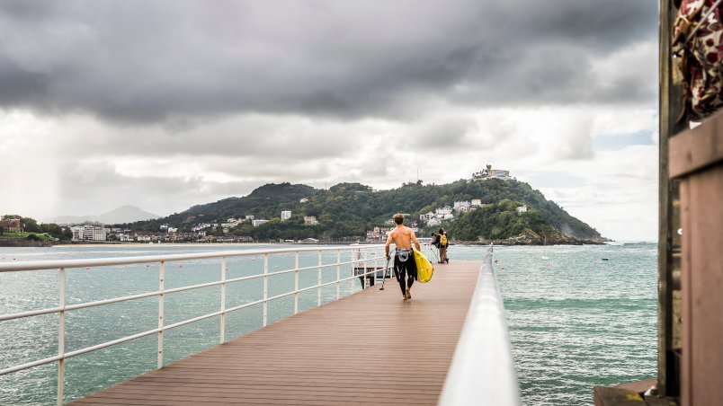 Una playa para pasear y hacer deporte: pasear, nadar, paddle surf, piragua