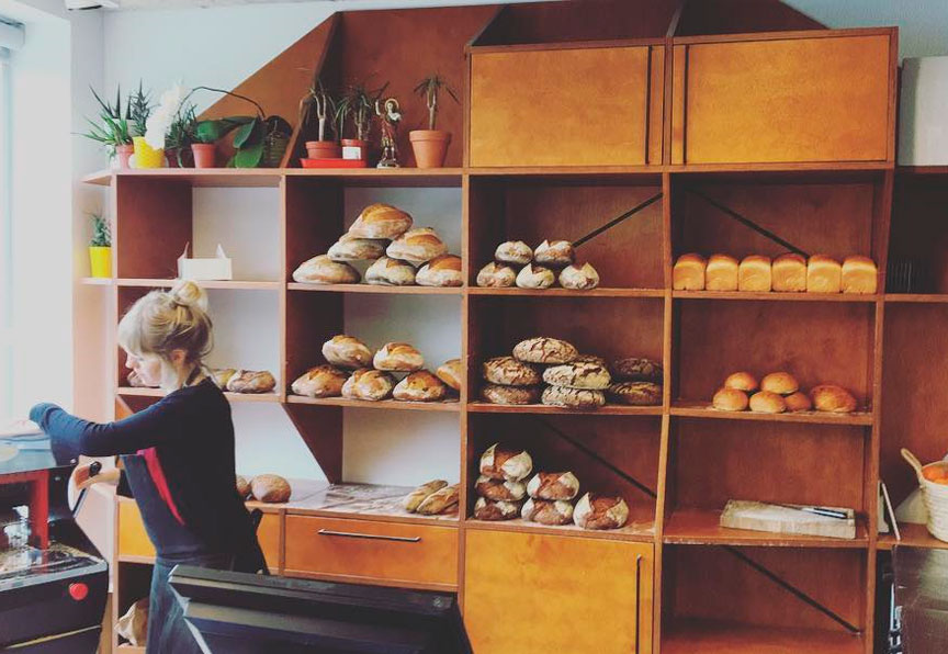 Expositor de panes en The Loaf Bakeries